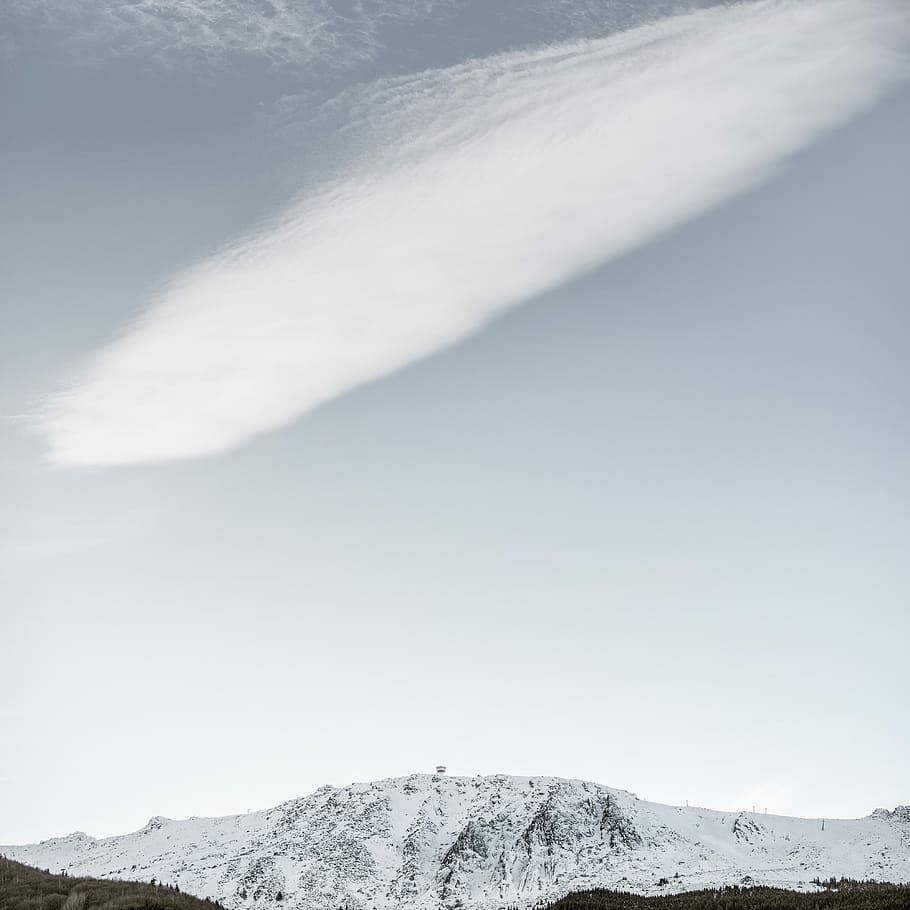 landscape photography of mountain, mountain covered of snow, cloud HD wallpaper