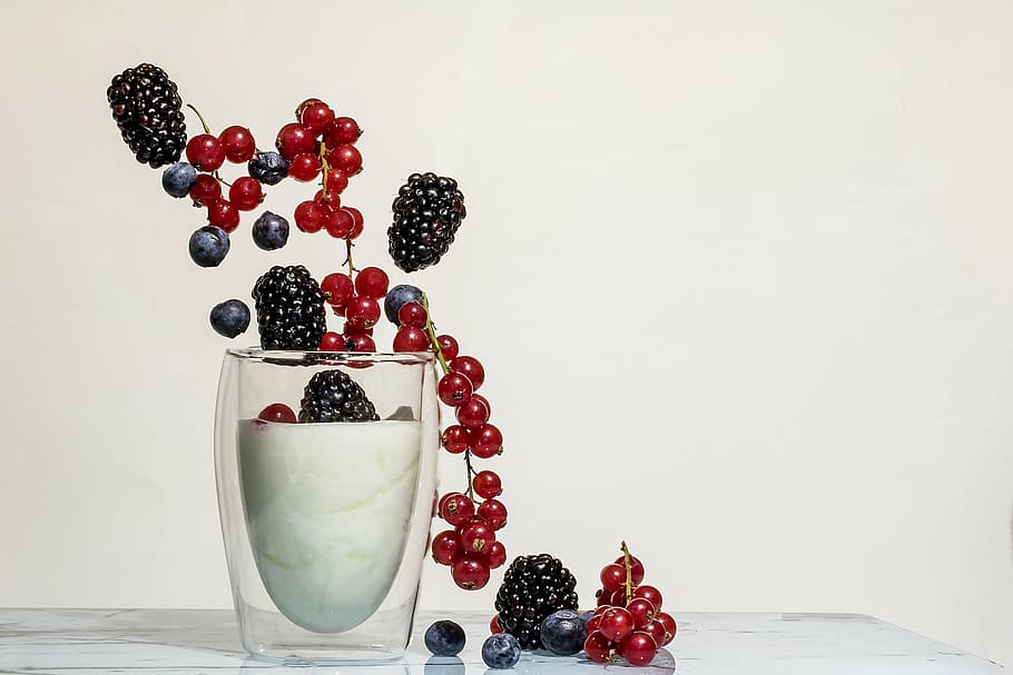 assorted berries in clear drinking glass, yogurt, fruits, blackberries, HD wallpaper