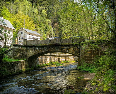 gray concrete bridge near white houses, river, stone bridge HD wallpaper