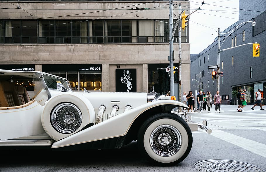 photo of classic white vehicle near pedestrian lane, classic white vehicle near building HD wallpaper