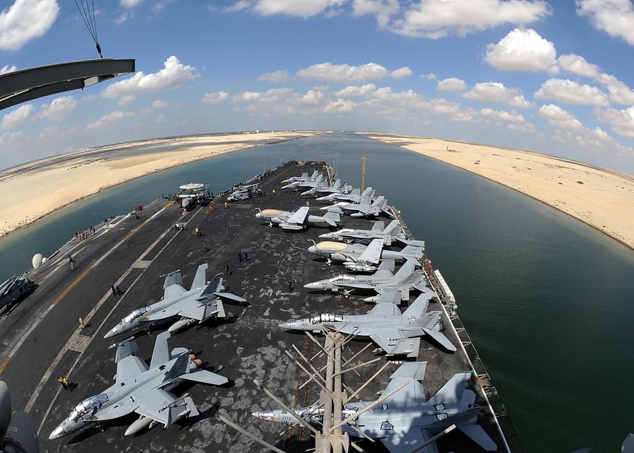 Suez Canal, Water, Shoreline, aircraft carrier, ship, jet fighters, HD wallpaper