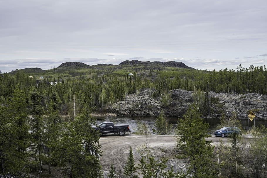 Cars parked on the Ingraham Trail by Tibbit Lake, canada, forest