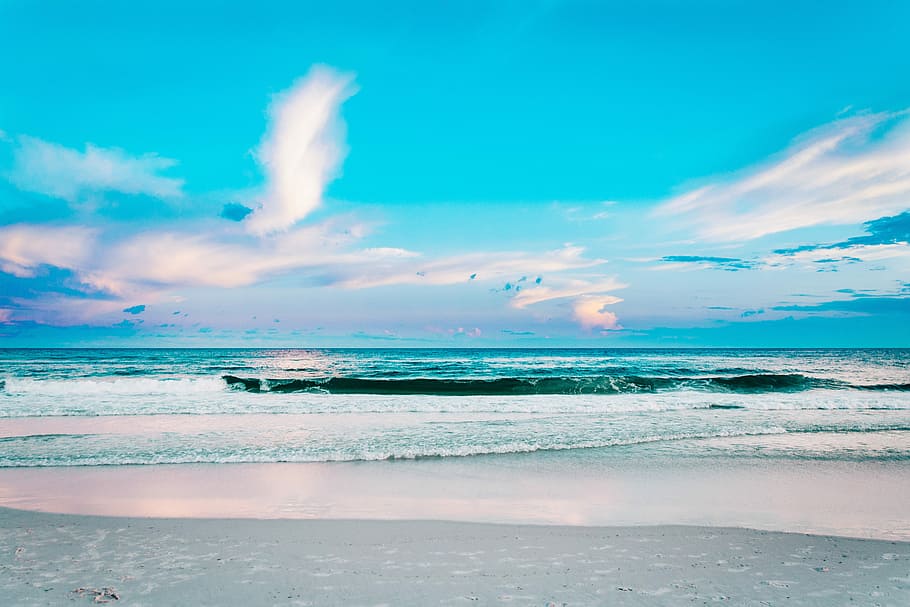 seashore under blue cloudy sky, sea wave under blue and white sky at daytime HD wallpaper