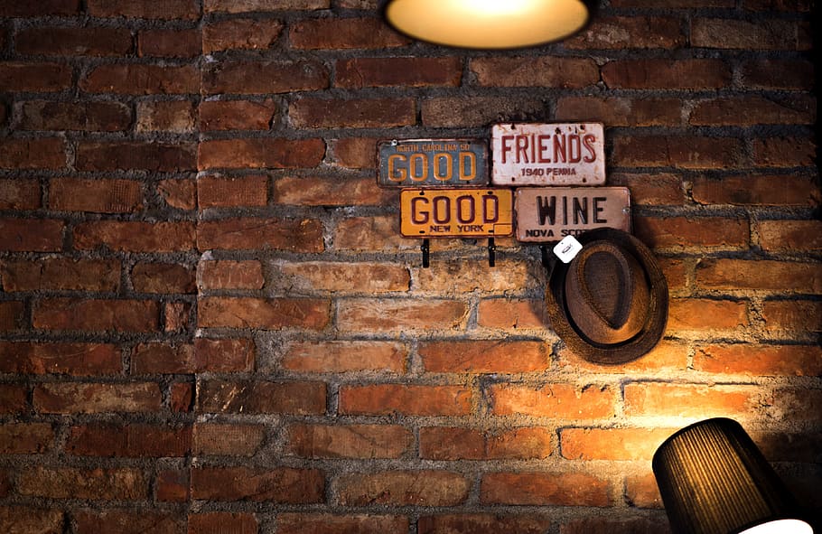 brown fedora hat, bricks, quotes, frame, icon, modern, wall HD wallpaper