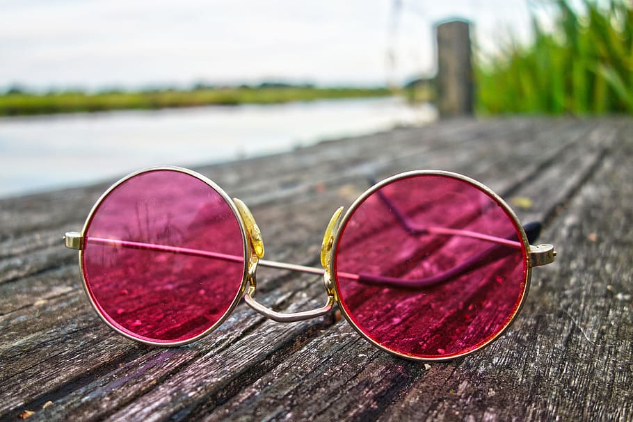 round silver-colored pink tinted sunglasses on grey wooden board, HD wallpaper