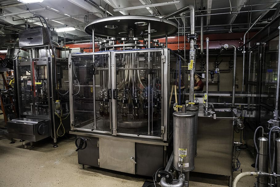 Bottling and filling machine at Maker's Mark, alcohol, kentucky HD wallpaper