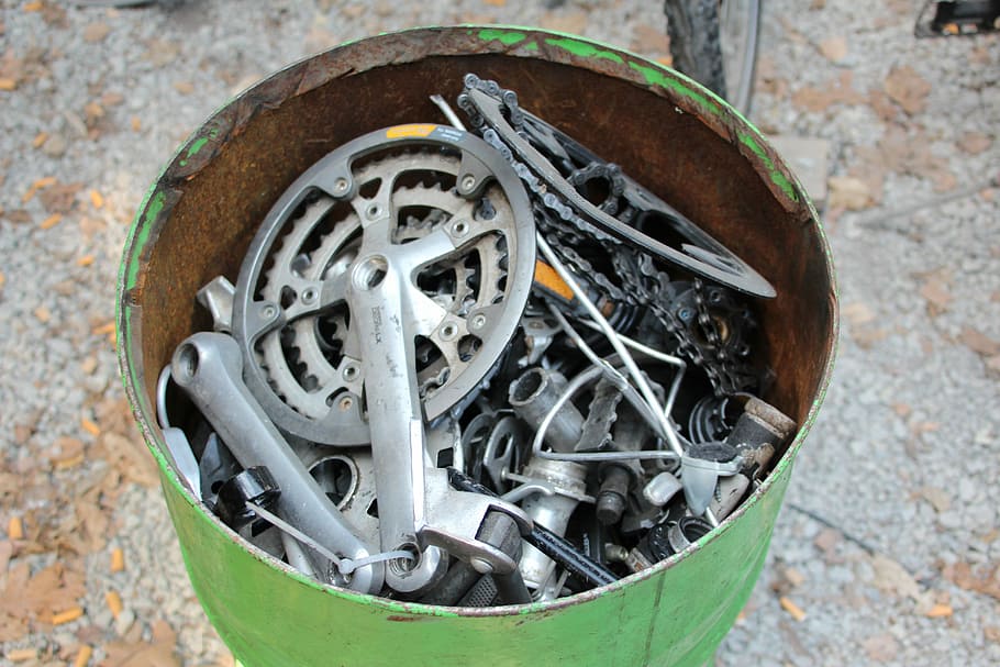 pedals, scrap, bike, metal, no people, day, rusty, high angle view HD wallpaper