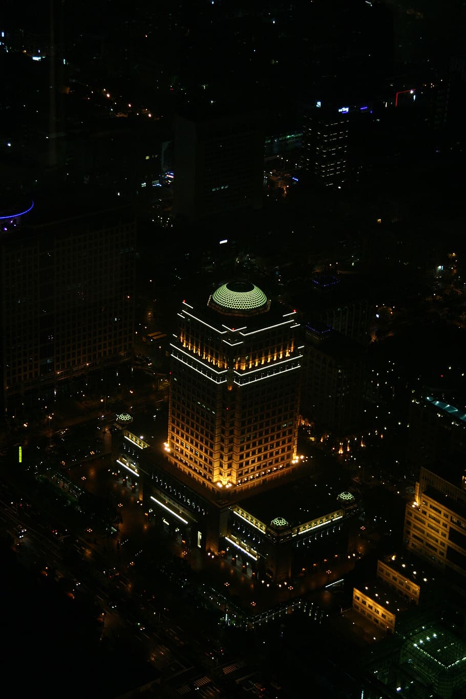 taiwan, night, building, architecture, lighting, at night, city HD wallpaper