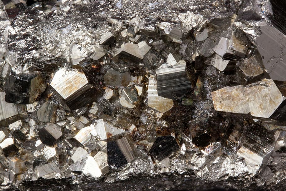 pyrite, pyrites, mineral, sulfide, iron, sulfur, idiomorphe crystals, HD wallpaper