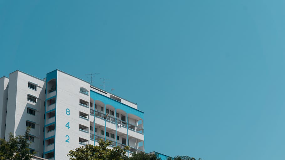 white concrete building under blue sky during daytime, photograph of white concrete building HD wallpaper