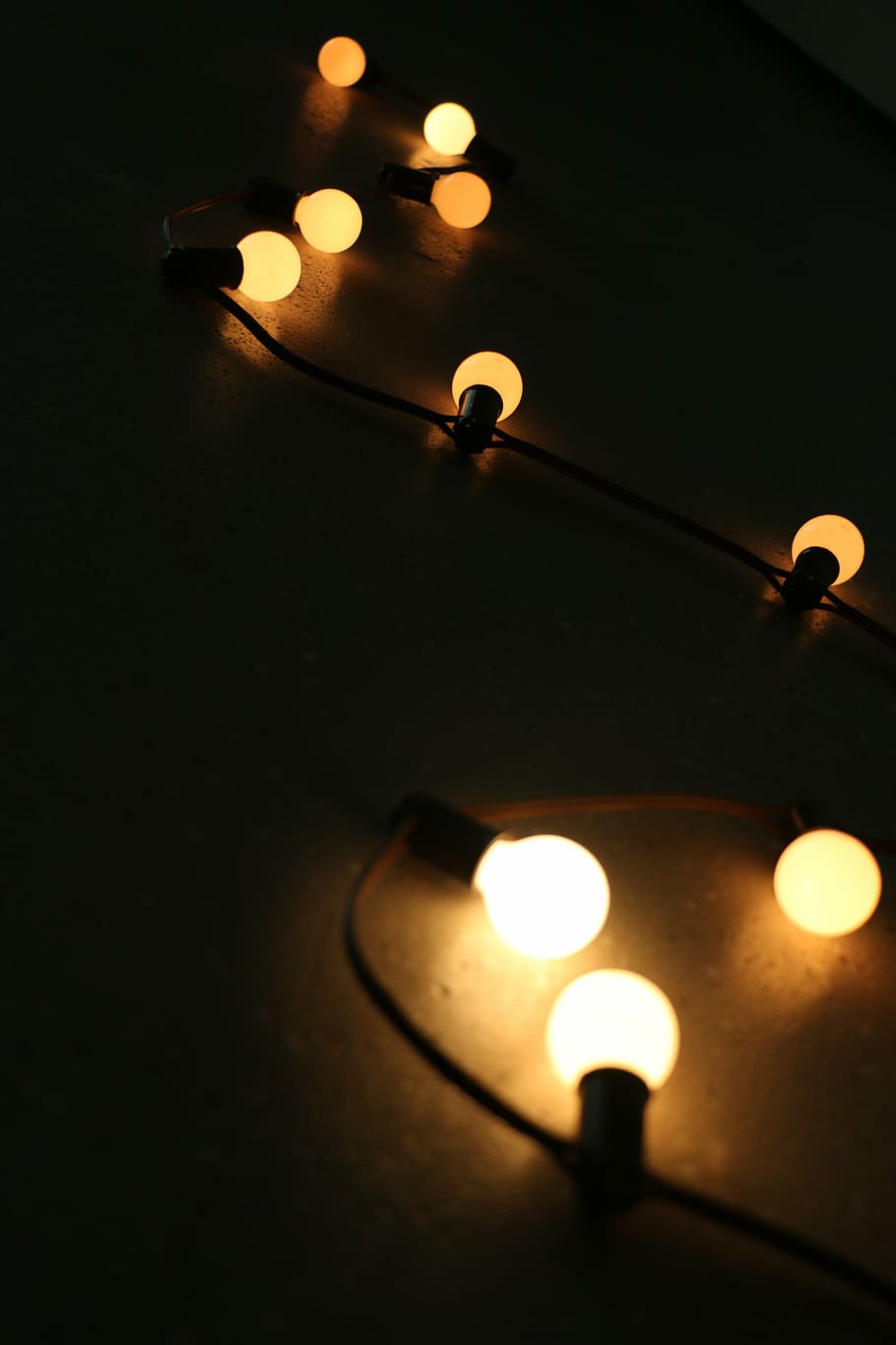 abstract, blur, bright, bulbs, dark, electrical wires, electricity HD wallpaper