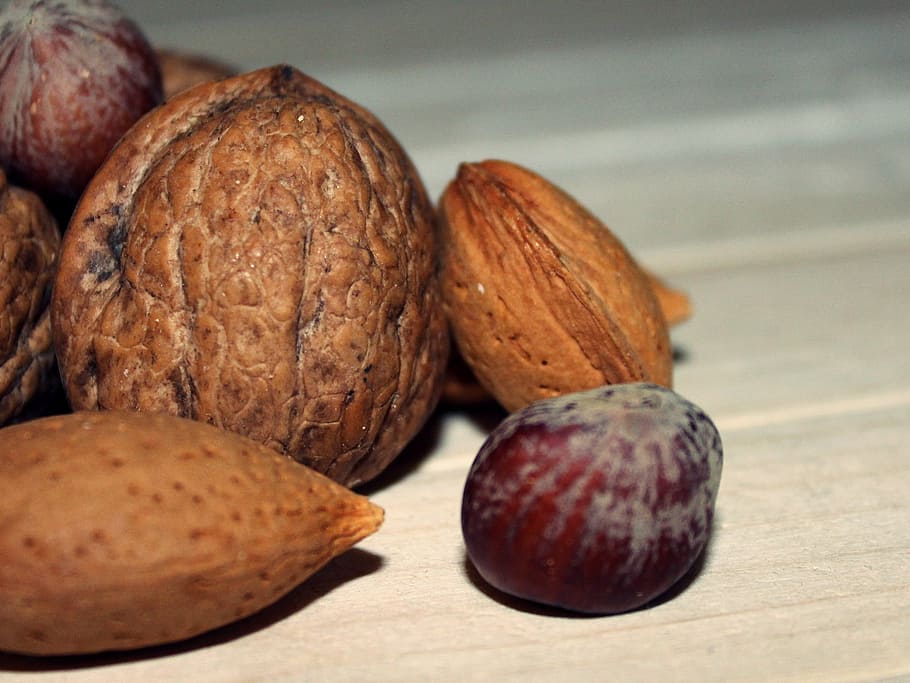 walnut, nuts, hazelnut, almonds, food, brown, tasty, eat, nutshells HD wallpaper