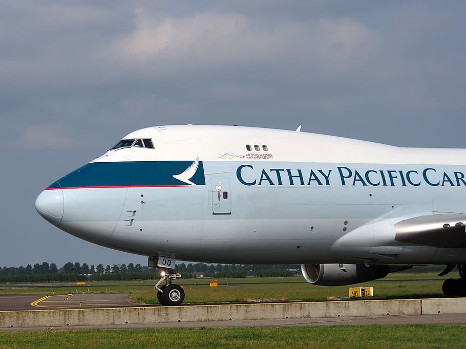 Cathay Pacific airplane during daytime, Boeing 747, Jumbo Jet, HD wallpaper