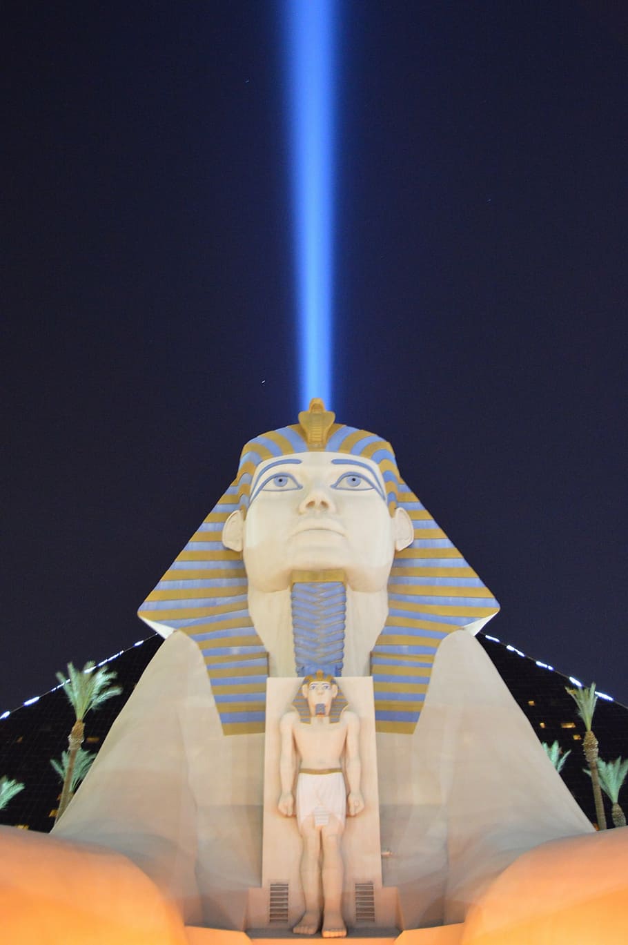 Pharoah statue under blue sky, las vegas, pyramid, nevada, casino, HD wallpaper