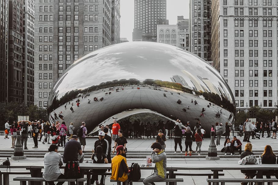 Cloud Gate, Chicago Illinois, people standing at Cloud Gate, building HD wallpaper