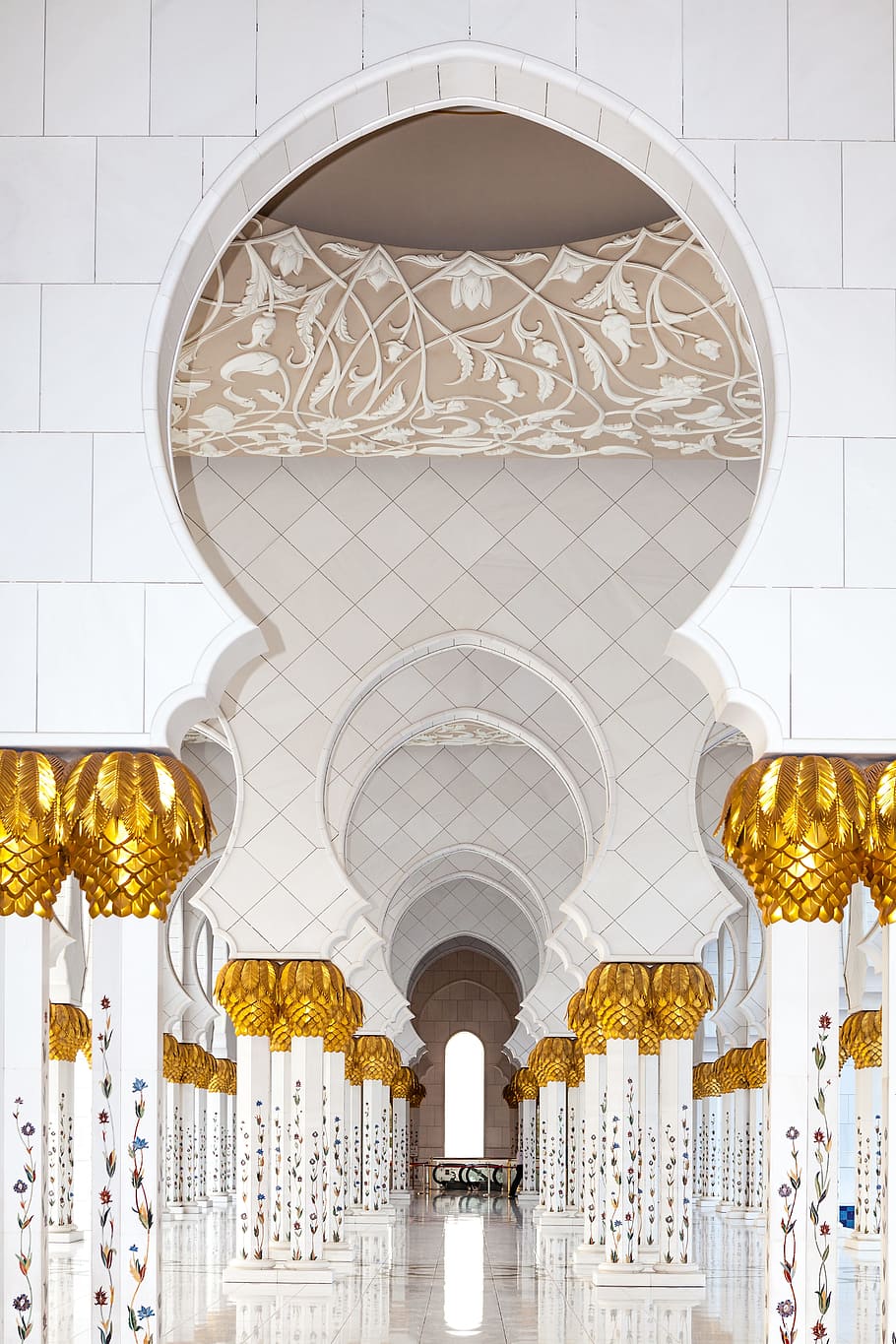 white and brass building interior, abu dhabi, moshe, islam, architecture, HD wallpaper