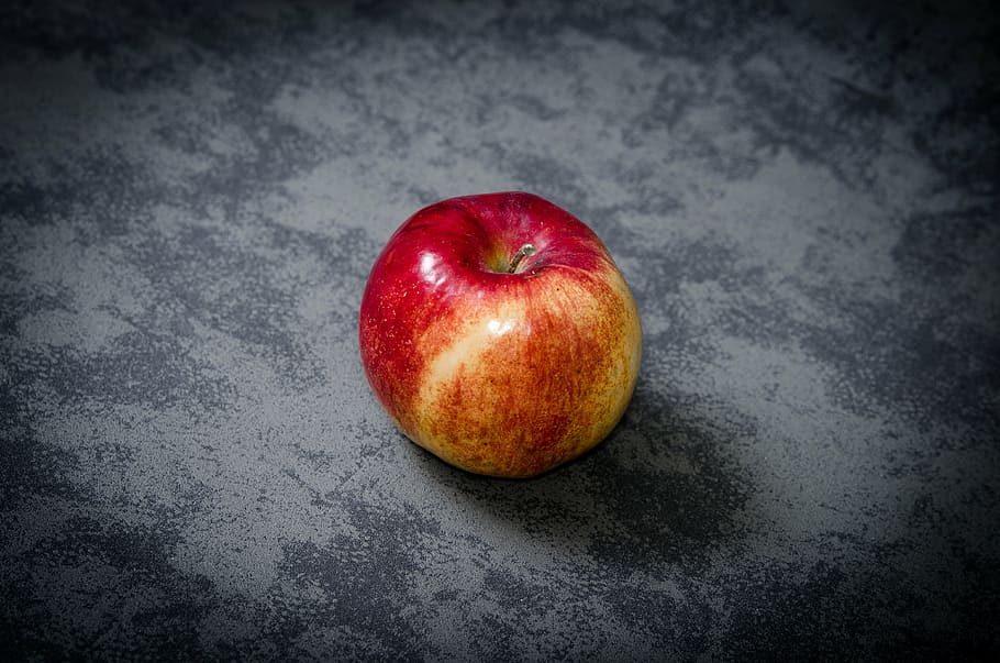 red apple, education, school, knowledge, apples, book, healthy eating HD wallpaper