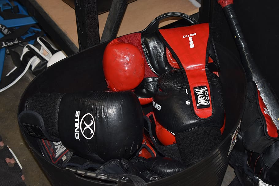 gloves, boxing, boxing gloves, sport, red, fight, boxer, competition, HD wallpaper