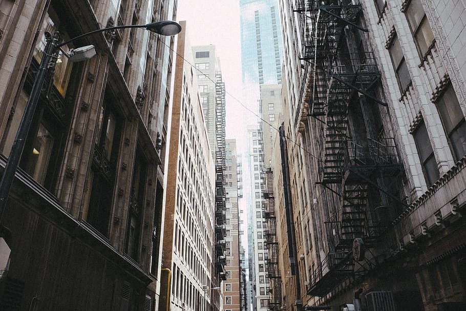 Alley in downtown Chicago, architecture and Cityscape, new York City HD wallpaper
