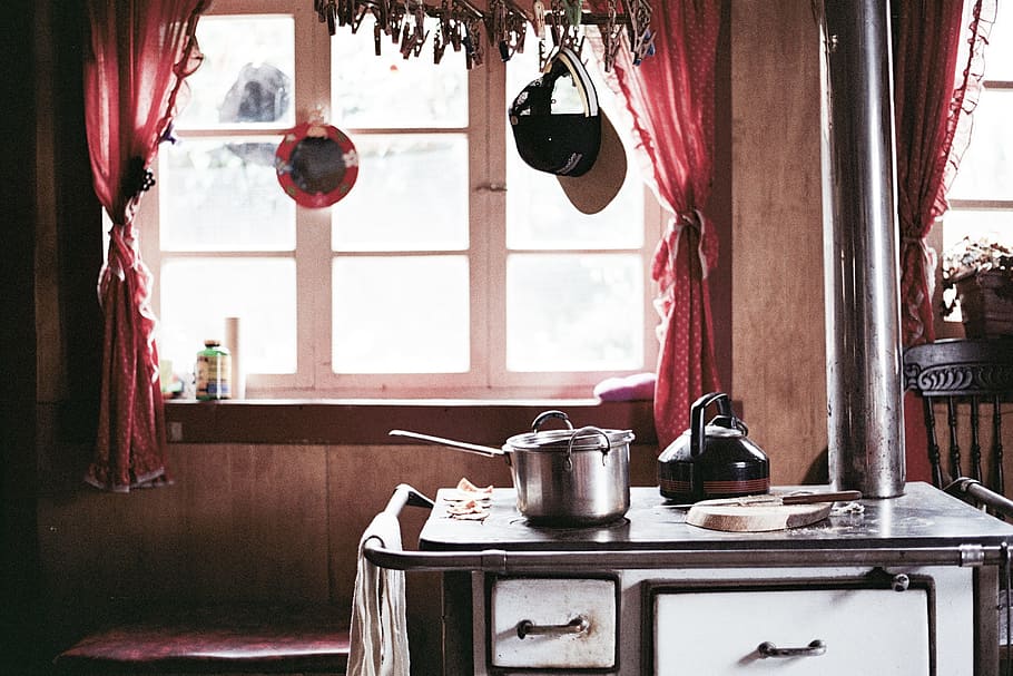 stock pot on cast-iron stove, kitchen, pots, indoors, window HD wallpaper