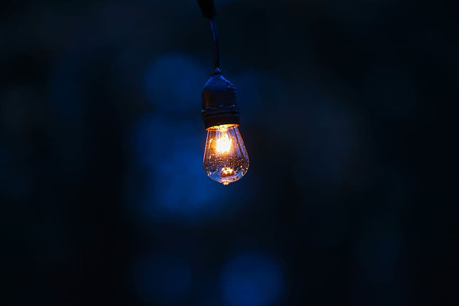 light bulb powered on, shallow focus photography of light bulb HD wallpaper