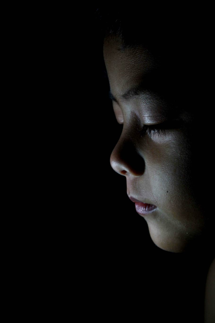 child, face, model, person, young, headshot, black background HD wallpaper