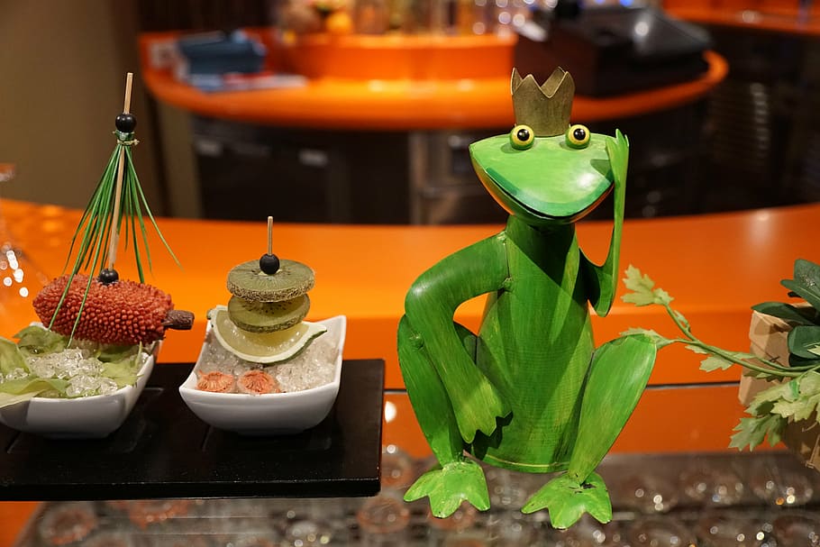 frog, king, green, figure, food and drink, no people, business HD wallpaper