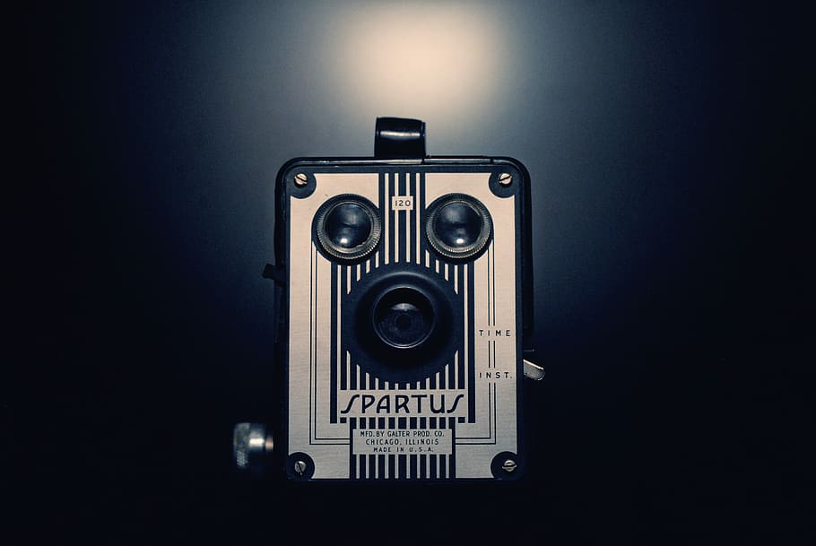 vintage black and silver Spartus point and shoot, camera - Photographic Equipment HD wallpaper