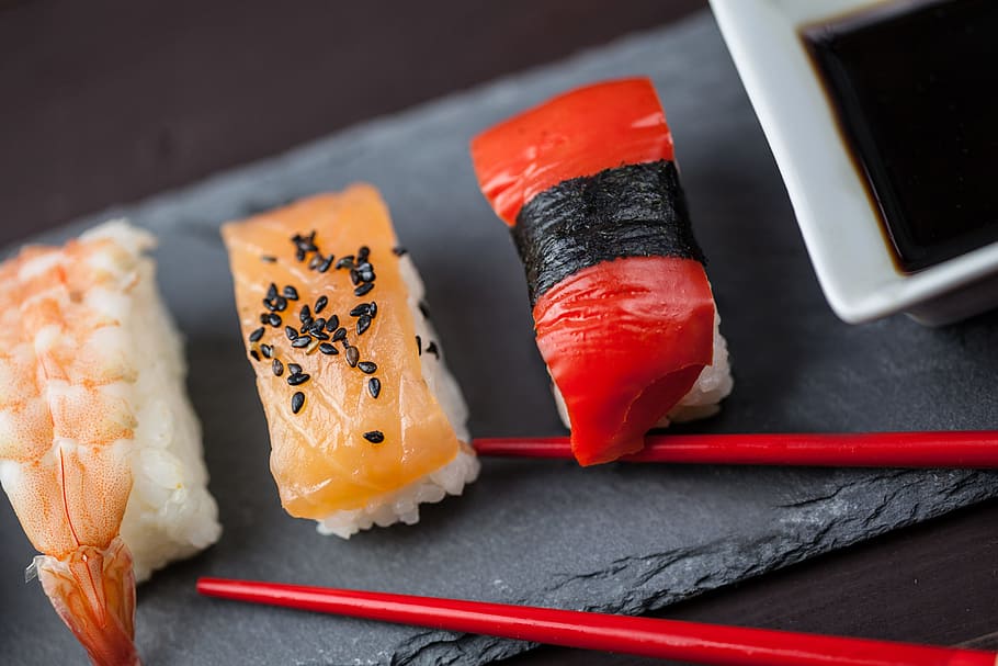 Fresh sushi pieces served on a slate, food/Drink, seafood, japan, HD wallpaper