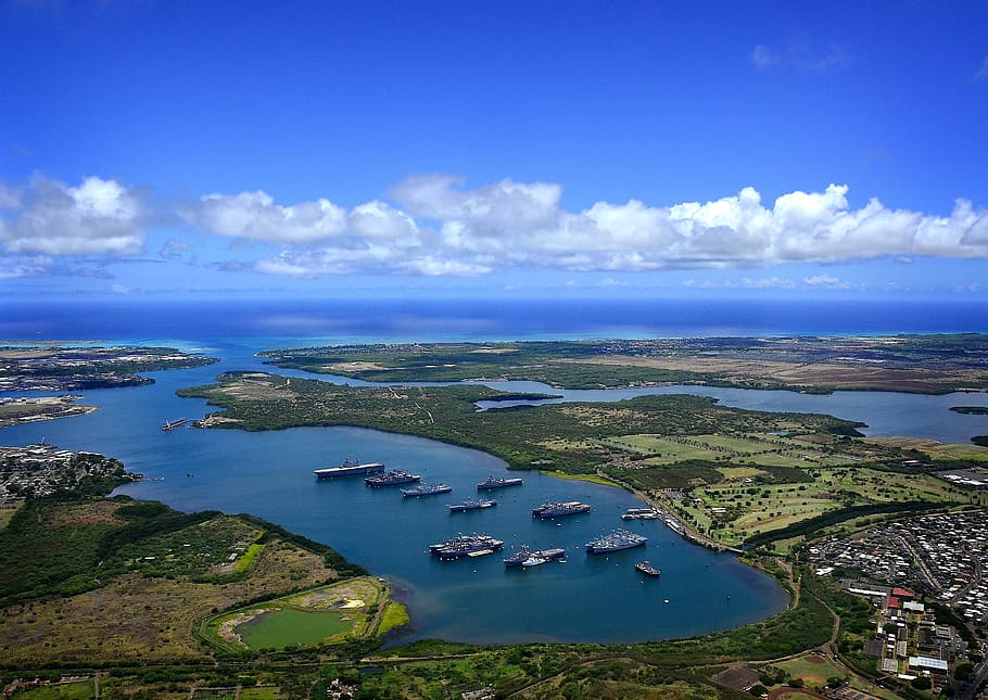 boat on body of water under blue sky, hawaii, clouds, tropics HD wallpaper