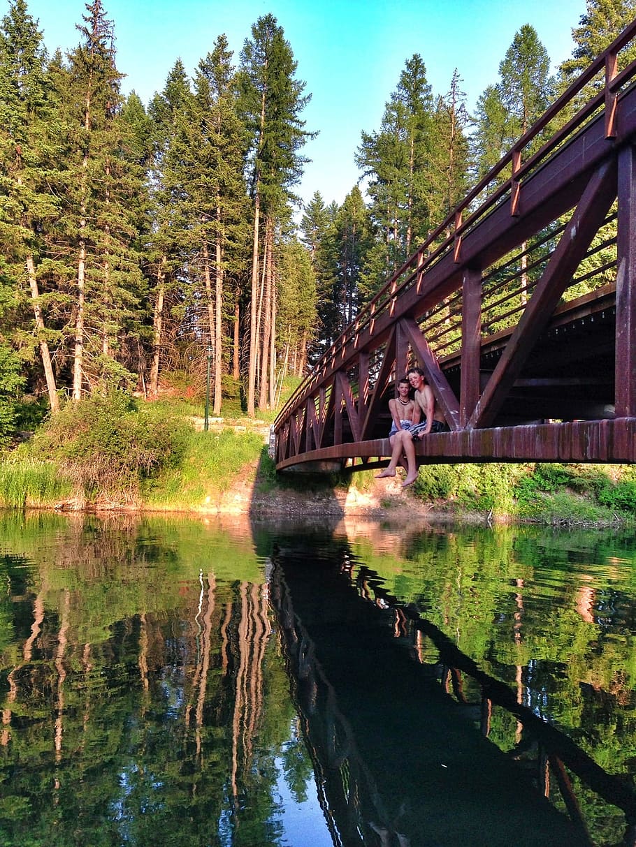 bridge, summer, boys, river, children, fun, reflection, montana HD wallpaper
