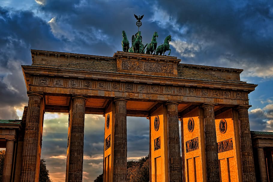 Brandenburg Gate, Germany, city gate, dramatic, monument, column, HD wallpaper