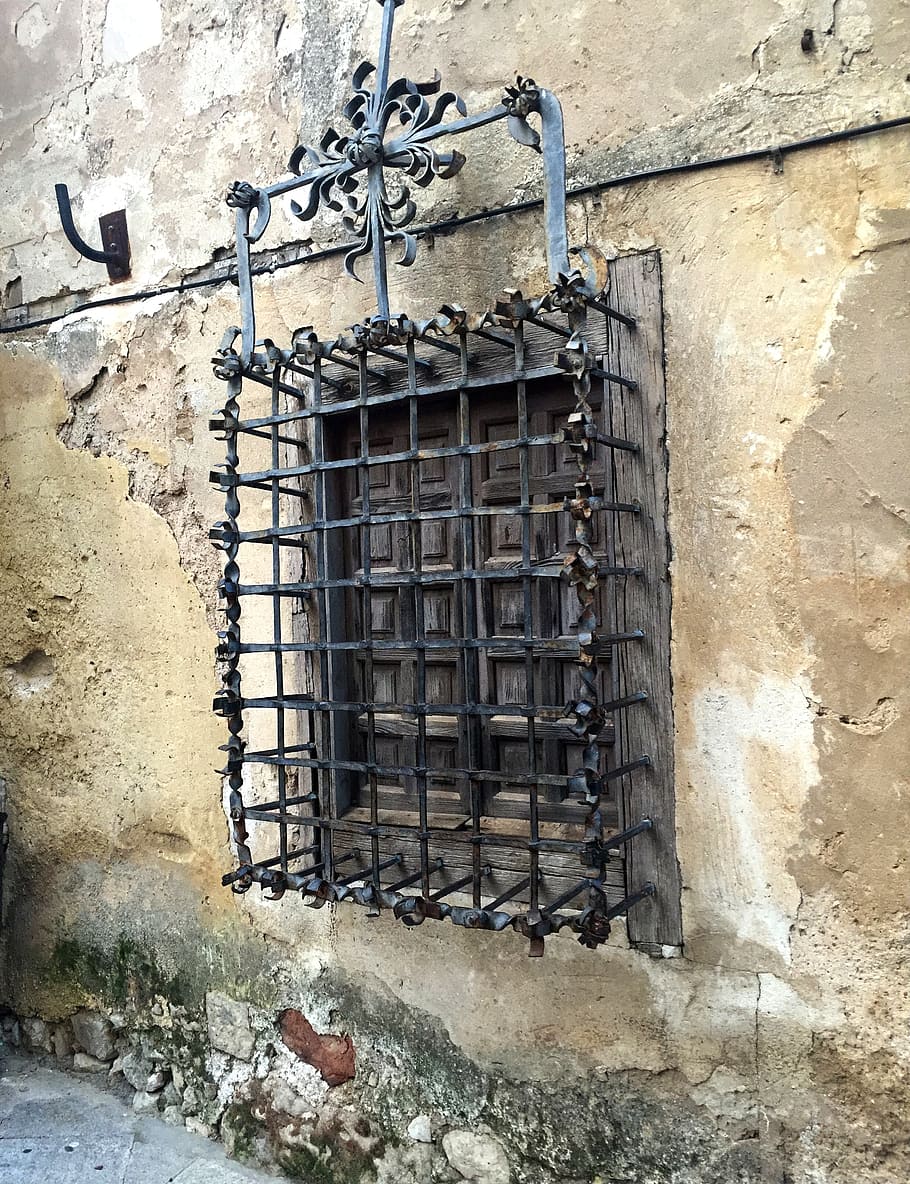 window, old facade, grate old, forging, architecture, built structure HD wallpaper