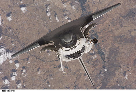 white airplane wallpaper, Space Shuttle, Discovery, Start, spaceport HD wallpaper