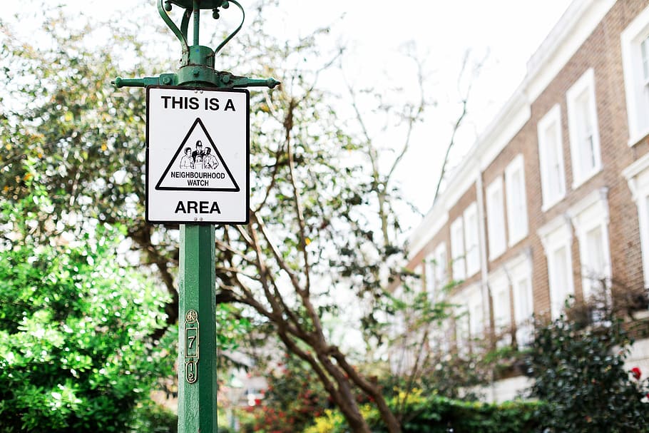 This is a neighbourhood area sign on green post, This is a area sign with background of trees HD wallpaper