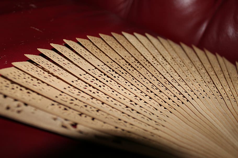fan, close-up, no people, indoors, selective focus, wood - material HD wallpaper