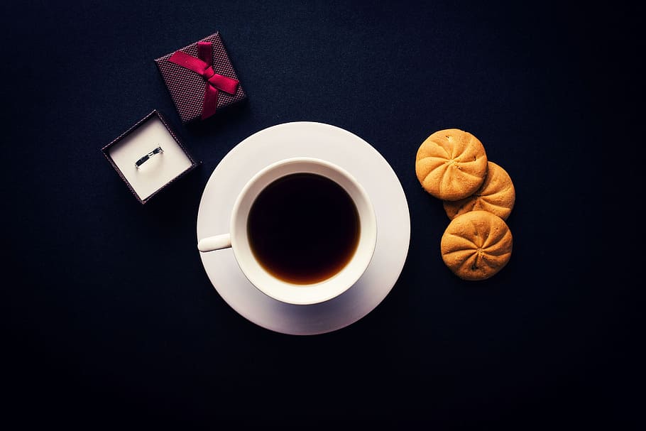 Overhead shot of coffee, biscuits and a ring, food/Drink, drinks, HD wallpaper