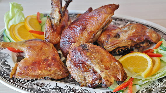 roasted chicken on white ceramic platter, roast duck, roasted duck HD wallpaper
