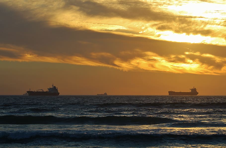 cargo ships, freighter, container ship, evening sky, sea, ocean HD wallpaper