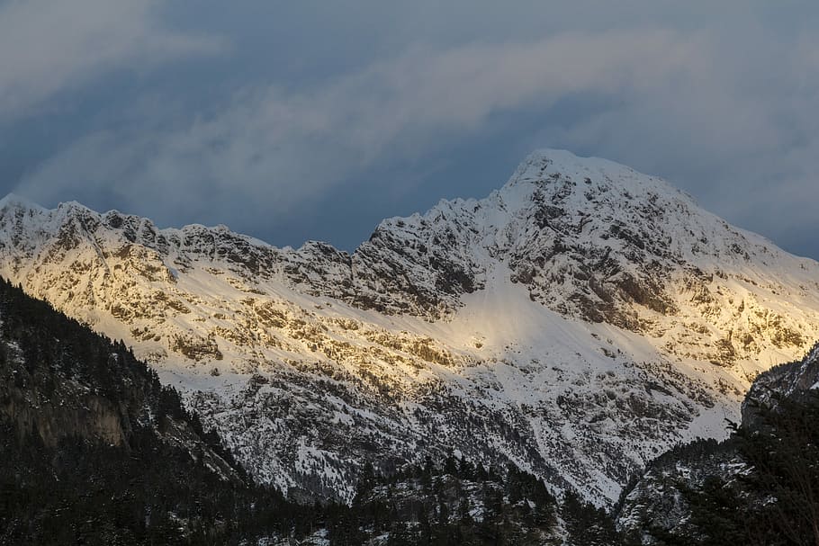 Mountains, Huesca, Spain, no people, nature, animals in the wild HD wallpaper