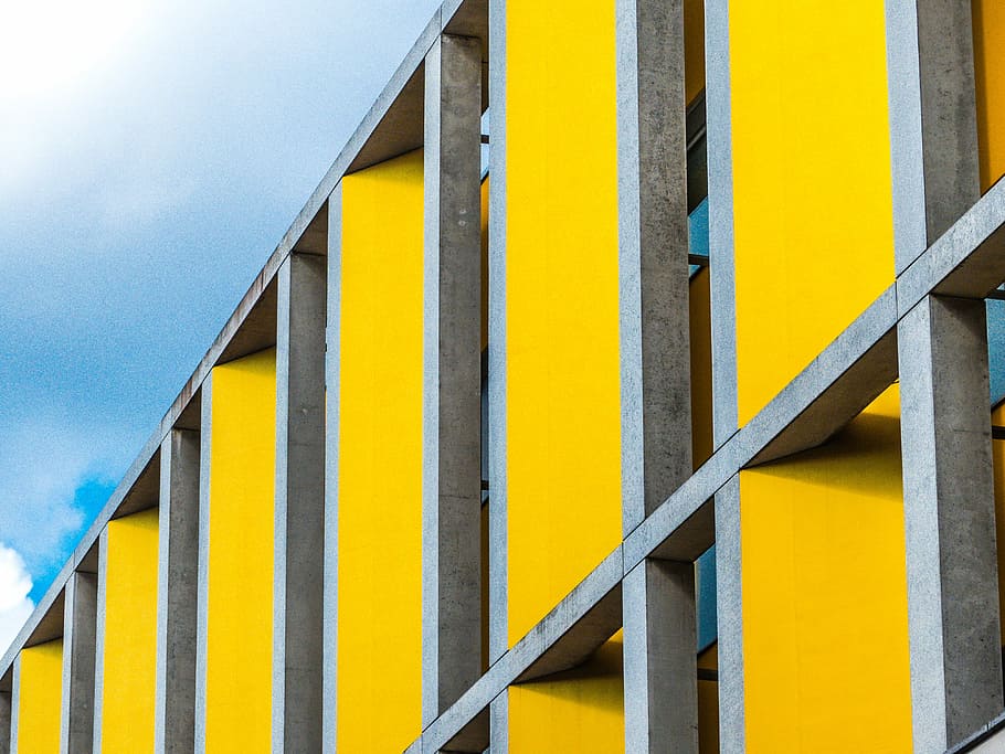 yellow and grey architectural building, yellow and grey concrete building HD wallpaper