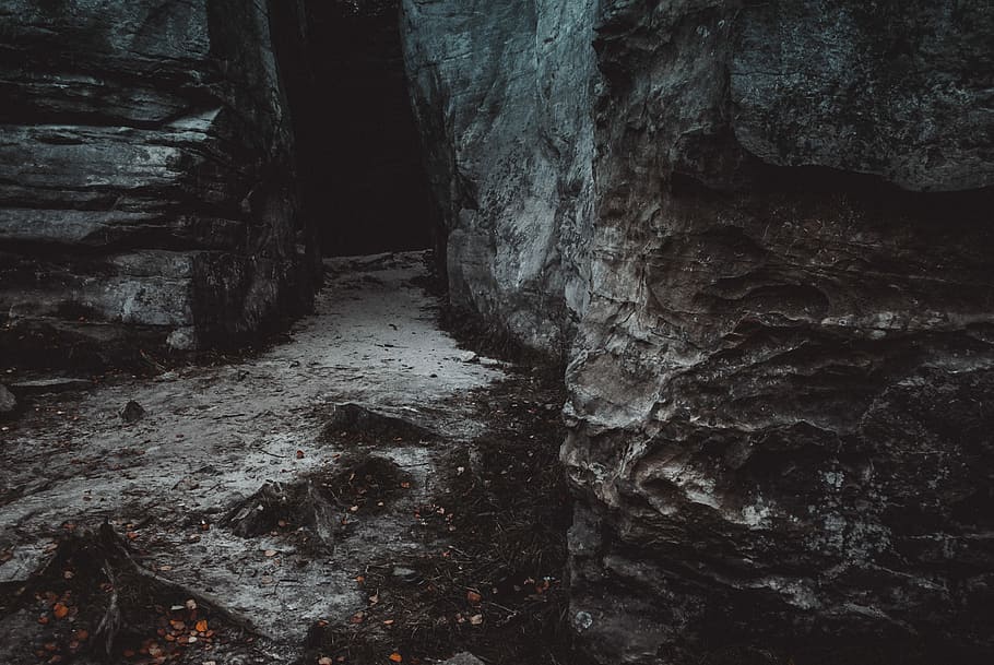 closeup photo of gray rock formations, photo of gray rocks, path HD wallpaper