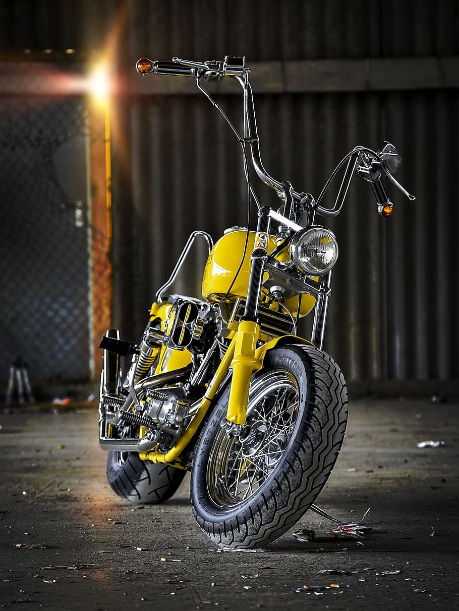 empty turn-off yellow cruiser motorcycle, rocker, harley davidson HD wallpaper