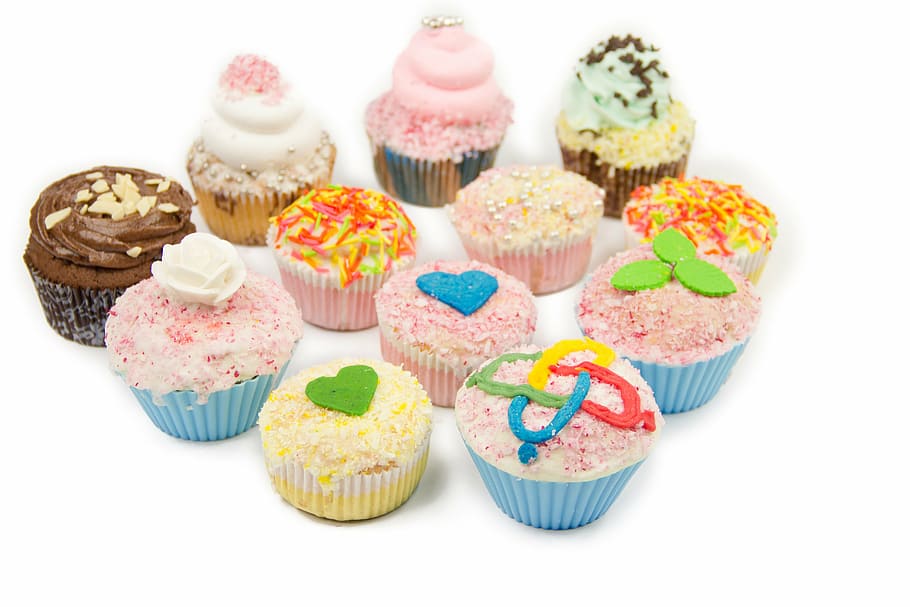 cupcakes, sweets, bakery, delicious, cream, design, dessert HD wallpaper