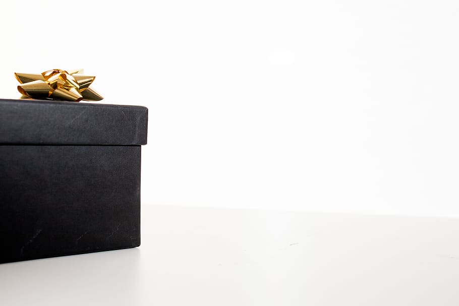 Black Christmas Gift Box, seasonal, box - Container, decoration HD wallpaper