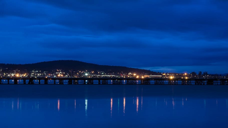 cityscape, night, water, reflection, urban, lights, buildings HD wallpaper