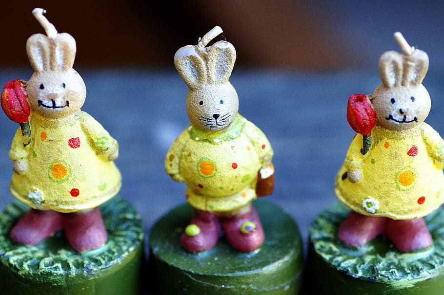 bunny girl, female hares, wax, waxy, from the wax, figurine