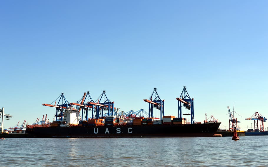 black UASC cargo ship on body of water, Hamburg, Port, Elbe, hamburg port, HD wallpaper