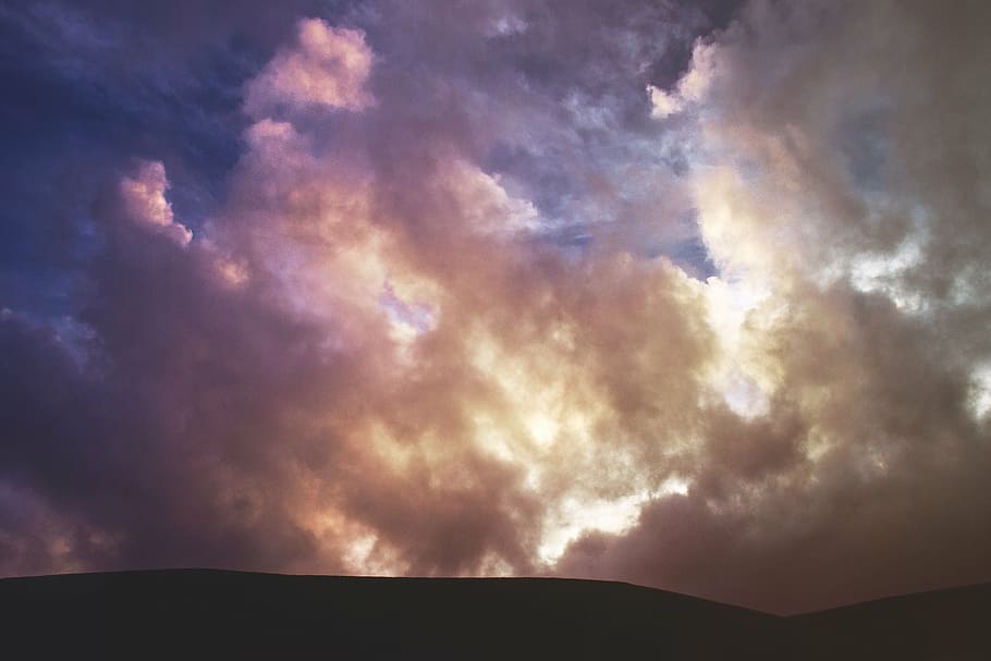 white cumulus clouds, sky, dark, sunset, mountain, silhouette HD wallpaper