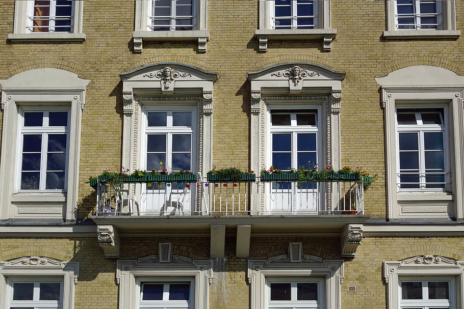 facade, architecture, home, window, balcony, building exterior HD wallpaper